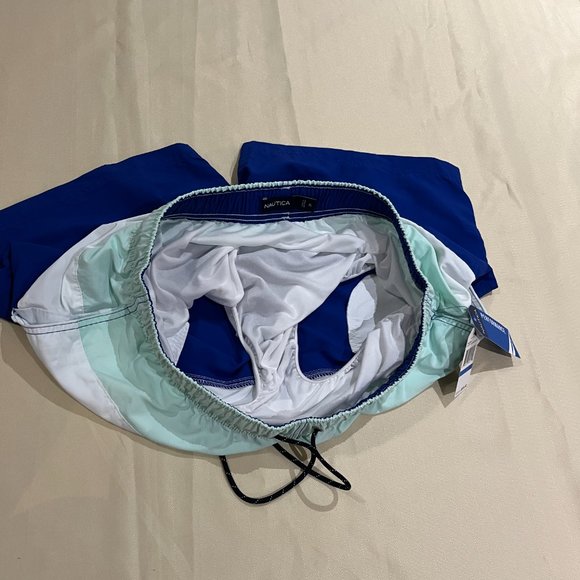 Men's Nautica Tri-Colour Performance Shorts - Picture 4 of 9